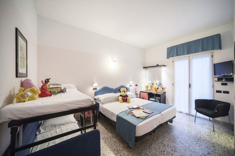 Levante 4*