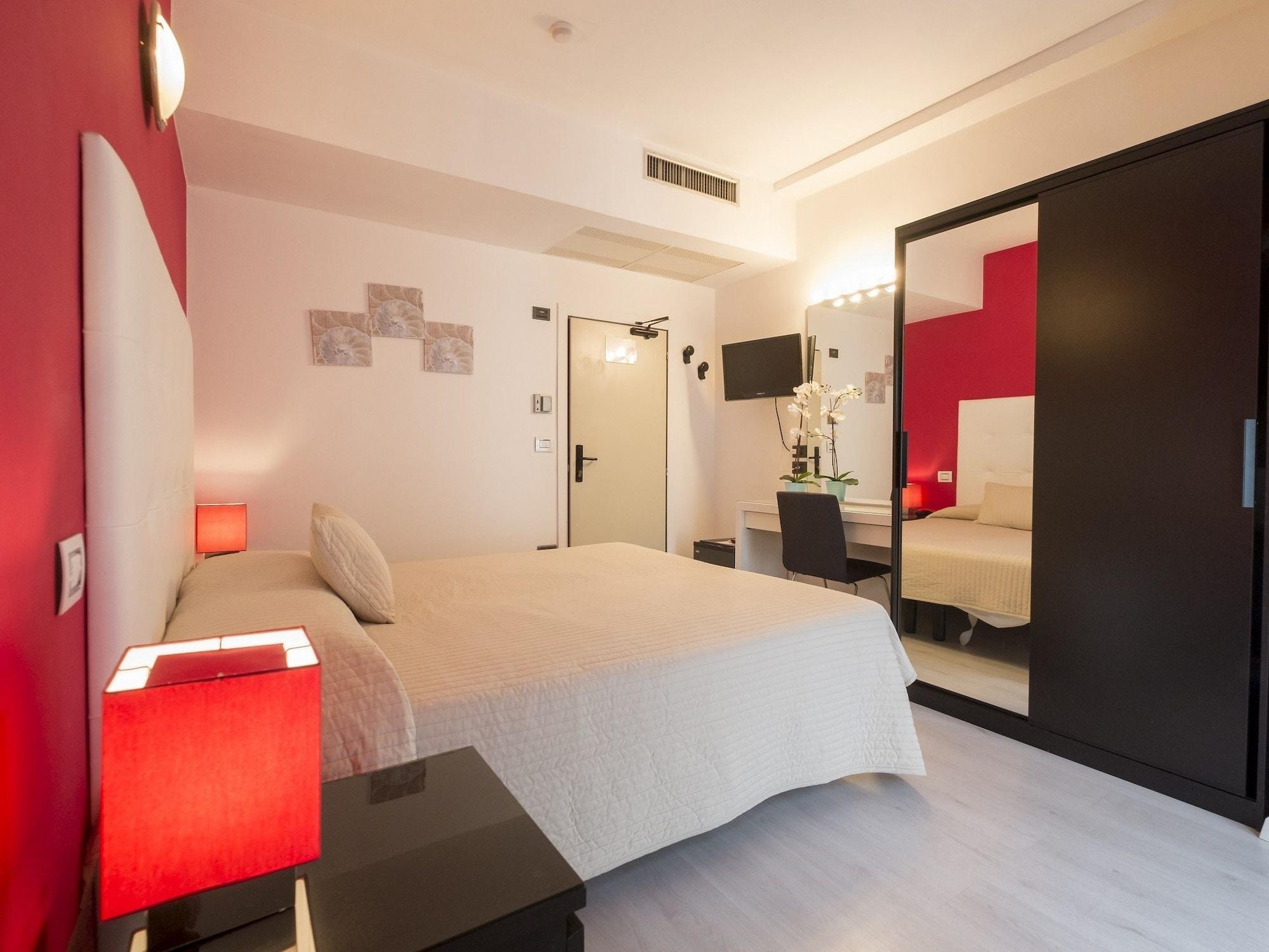 Levante Hotel 4*
